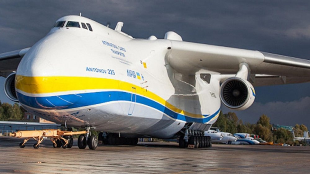 Mister total. Ce s-a întâmplat cu cel mai mare avion din lume, care are baza lângă Kiev - avion-1645979381.jpg