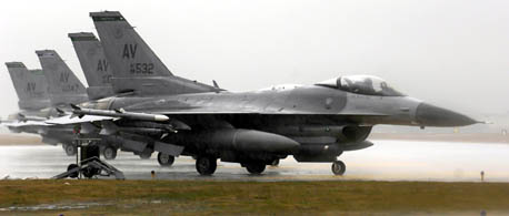 Olanda vrea să vândă României avioane F-16 - avion16-1340286383.jpg