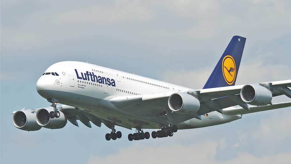 Piloţii Lufthansa ameninţă cu greva! Ce îi nemulțumește pe aceştia - avionlufthansa-1661498840.jpg