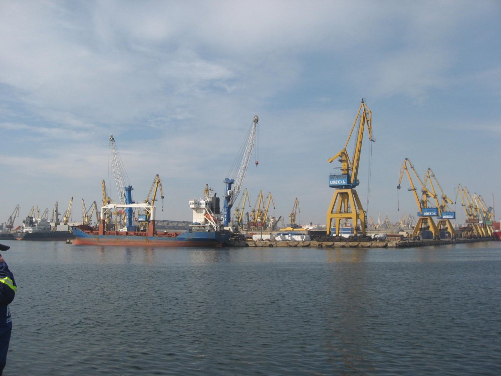 52 de nave și-au anunțat sosirea în porturile maritime românești - avizarinaveportcta17102022-1666025579.JPG