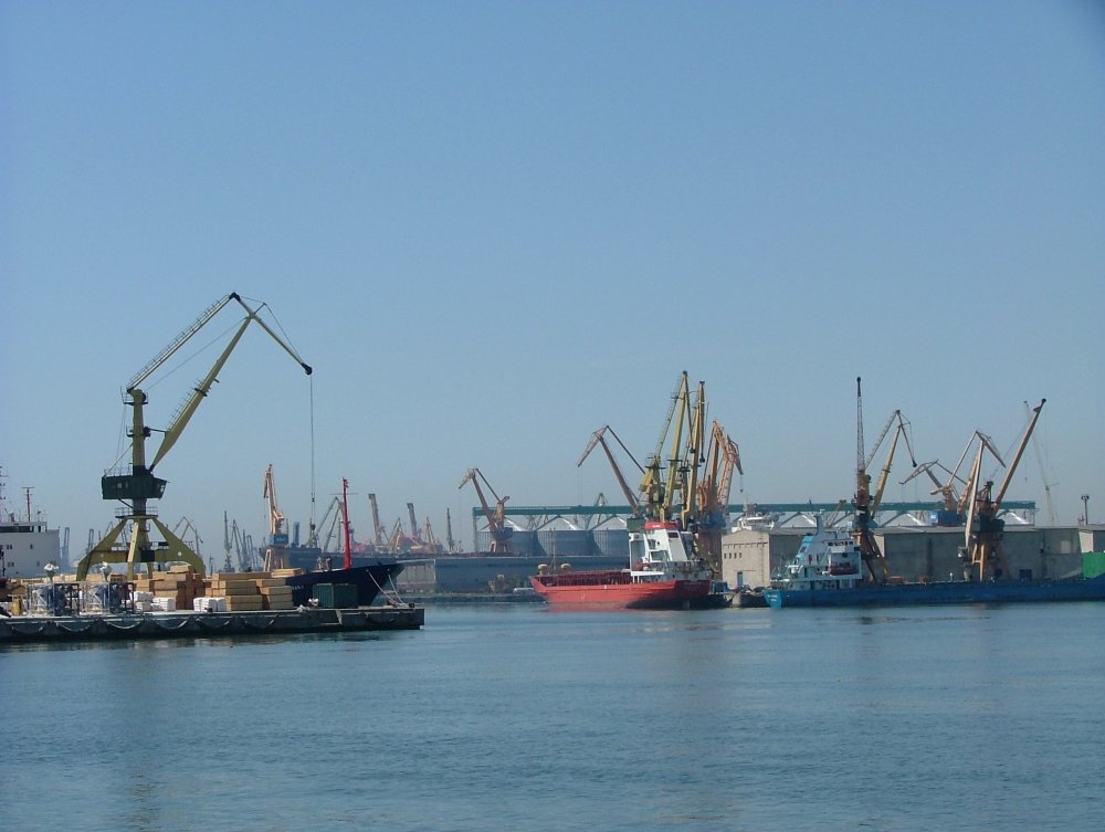 64 de nave și-au anunțat sosirea în porturile maritime românești - avizarinaveportcta19052022-1653067867.jpg