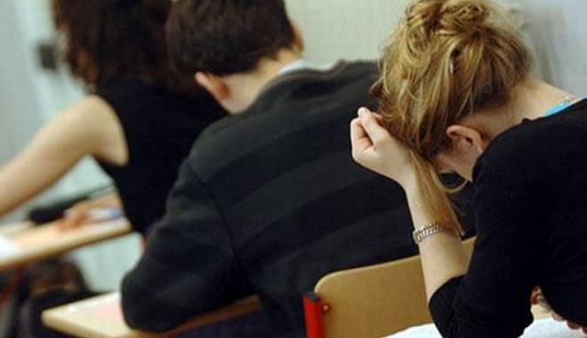 Intenția de a reduce orele de Limba română și Matematică în învățământul primar, criticată de învățători - bacalaureat201213411703051360239-1361380853.jpg