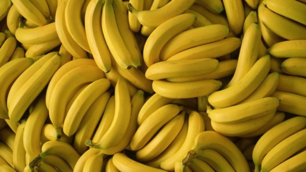 ALERTĂ alimentară! Banane, retrase de la raft din unul dintre cele mai mari magazine - banane-1648223163.jpg