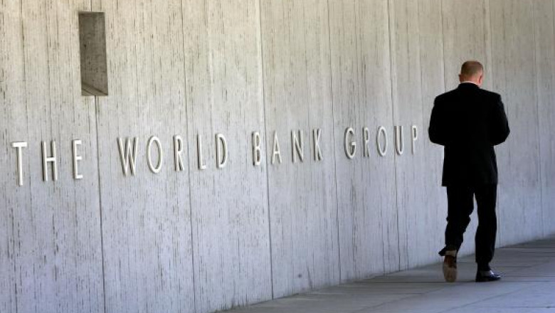 Banca Mondială suspendă toate programele de ajutor din Rusia şi Belarus - bancamondiala-1646320178.jpg