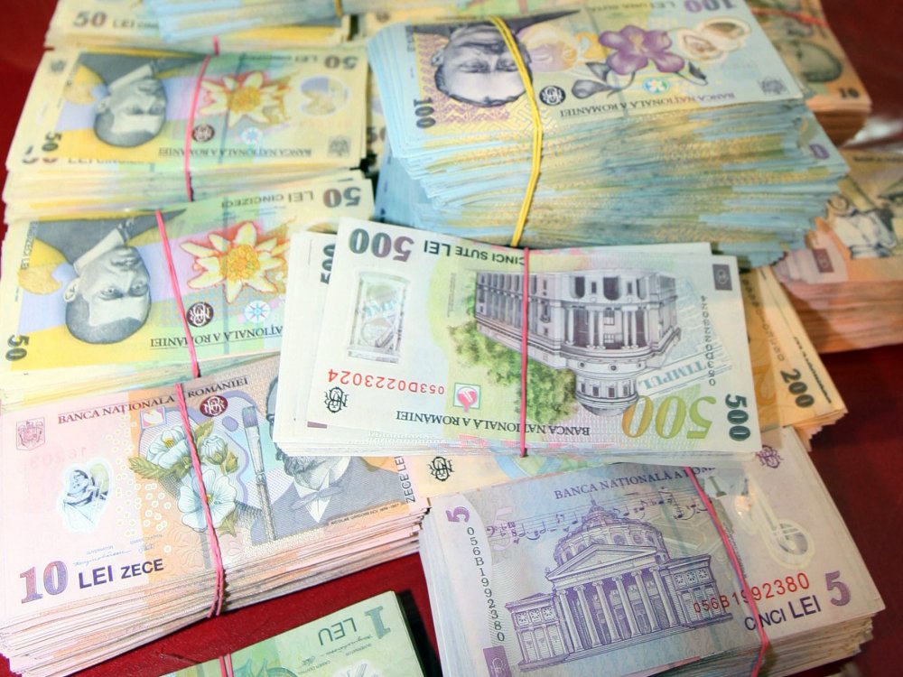 Ministerul Finanţelor a împrumutat 623,8 milioane de lei de la bănci - banuti06106400-1678722135.jpg