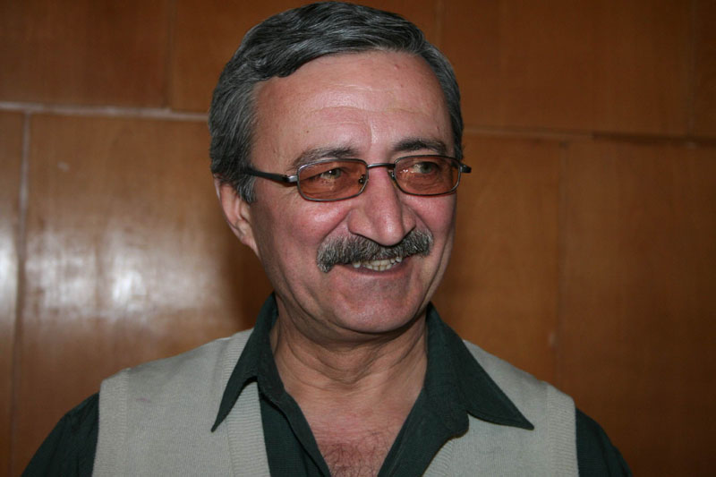 Prof. Ioan Băraru: 