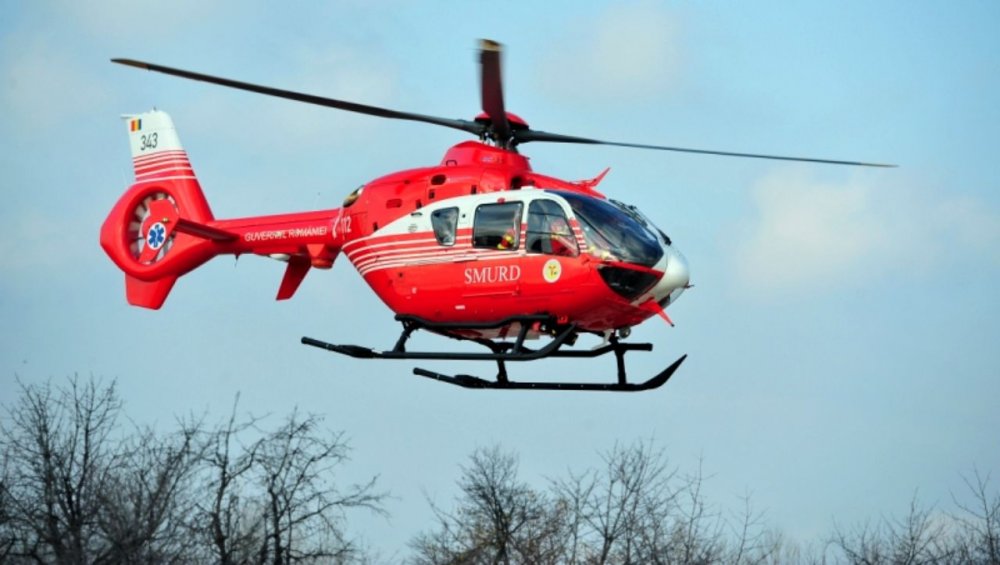 Bărbat căzut de la înălţime, de pe un şantier din Năvodari. A intervenit elicopterul SMURD - barbatcazut-1615552854.jpg