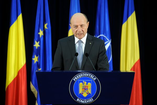 Președintele Băsescu: 