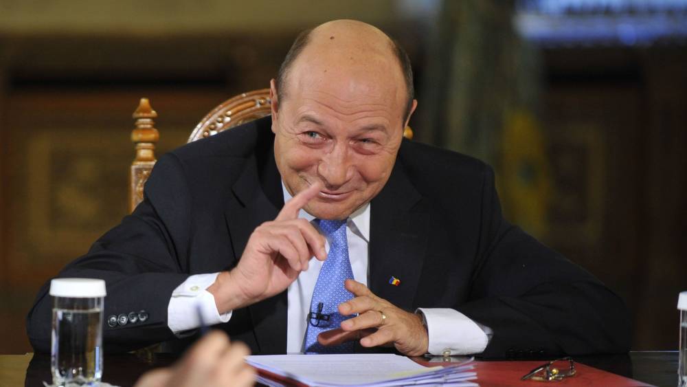 Prima reacție a lui Băsescu, în scandalul Elena Udrea - SRI - basescu65083491925800-1422966181.jpg