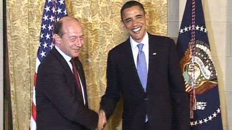 Traian Băsescu, în vizită la Washington - basescuobama08299800-1315660963.jpg