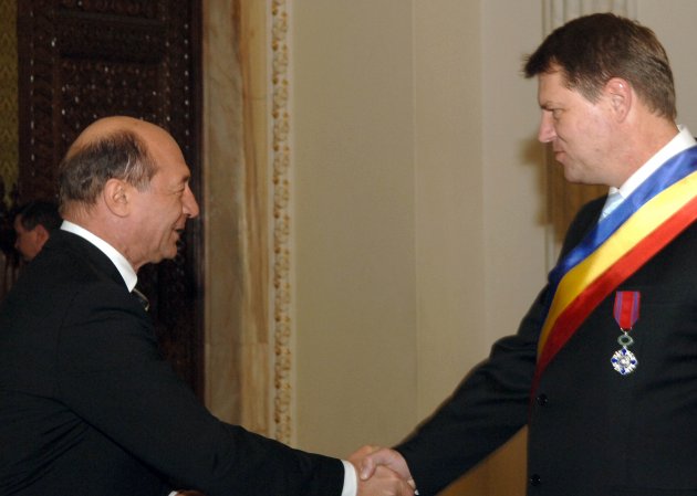 Băsescu și Iohannis vor avea o întâlnire neoficială, la Cotroceni - basescusiiohannis-1418820415.jpg