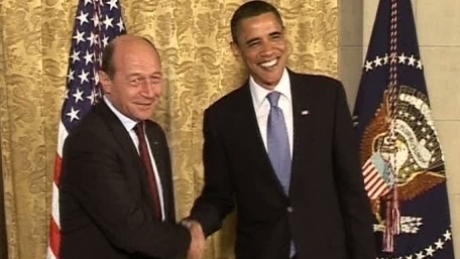 Președintele Traian Băsescu, primit de Obama, la Casa Albă - basescusiobama642768001547550076-1315926187.jpg
