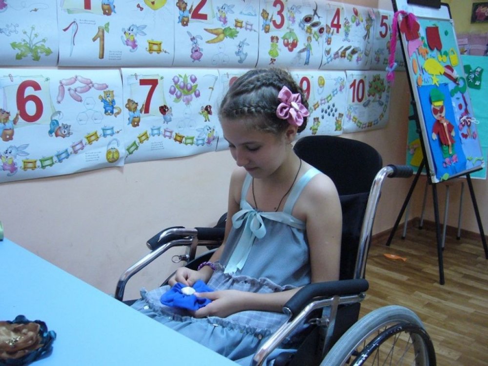 Elevii Școlii „Gheorghe Țițeica” au ajutat copiii cu dizabilități - baza5777568-1622613567.jpg