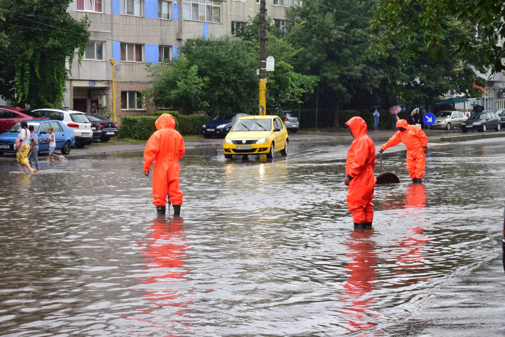 Cod portocaliu de inundaţii, la Constanţa! - bed99044b4754302839594d46a84eda7-1654498781.jpg