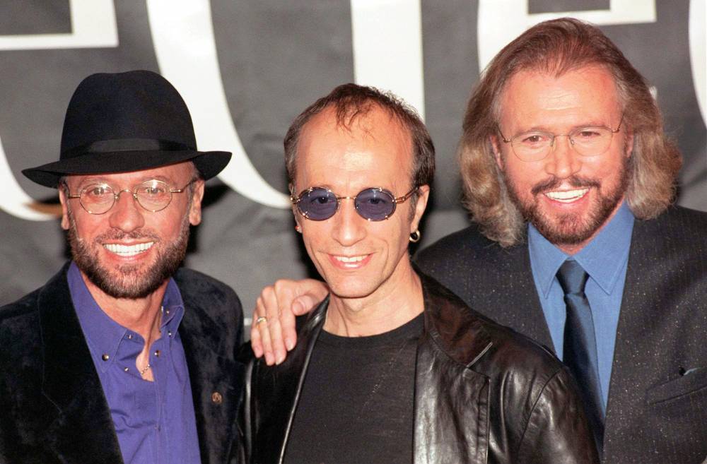 Veste groaznică pentru trupa Bee Gees - beegees-1451991801.jpg