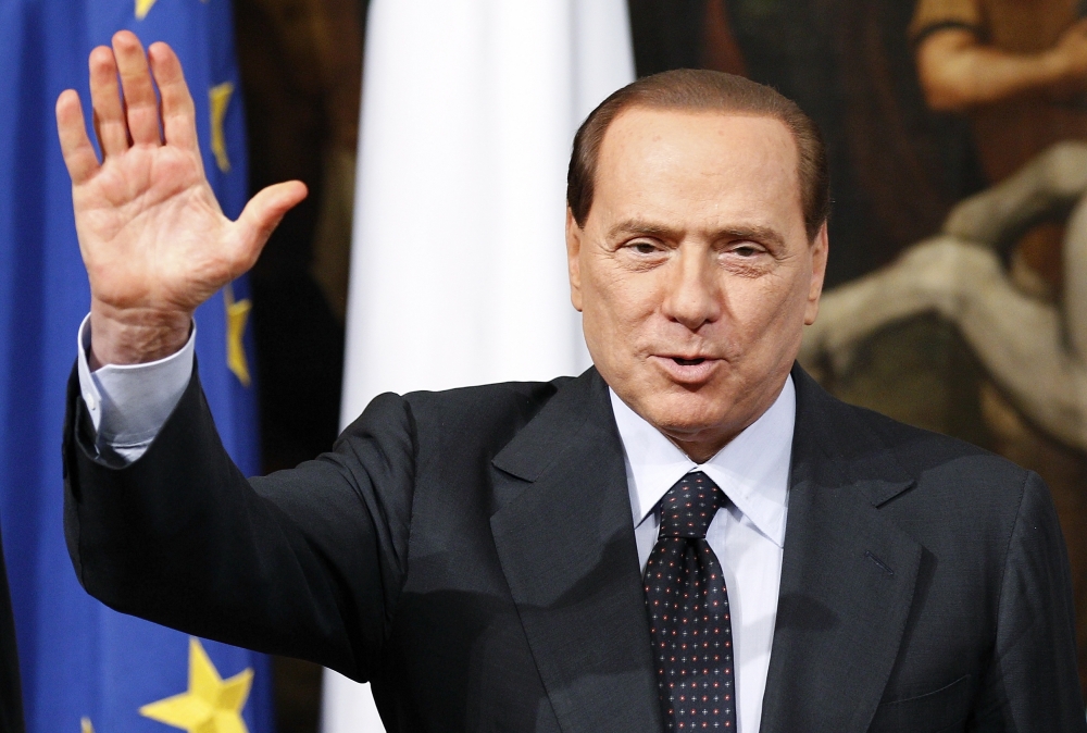 Silvio Berlusconi a fost huiduit de zeci de manifestanți - berlusconijpgw455-1390173494.jpg