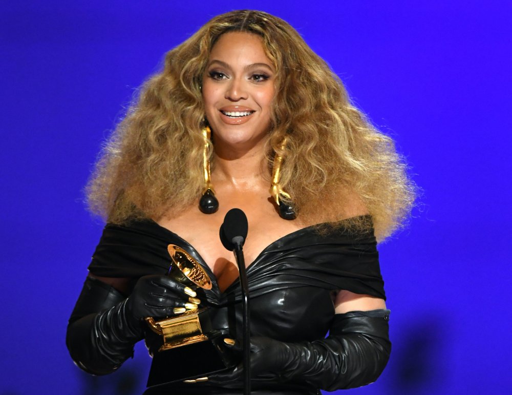Beyoncé conduce în topul nominalizărilor la Grammy Awards - beyonce-1668604963.jpg
