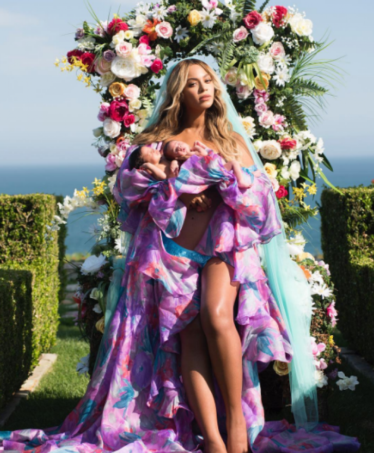 Beyoncé publică prima imagine cu gemenii săi - bezzzzzz11234000-1500017469.jpg