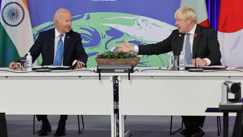 Joe Biden și Boris Johnson au vorbit 40 de minute la telefon despre criza din Ucraina - bidenjohnson-1644940645.jpg