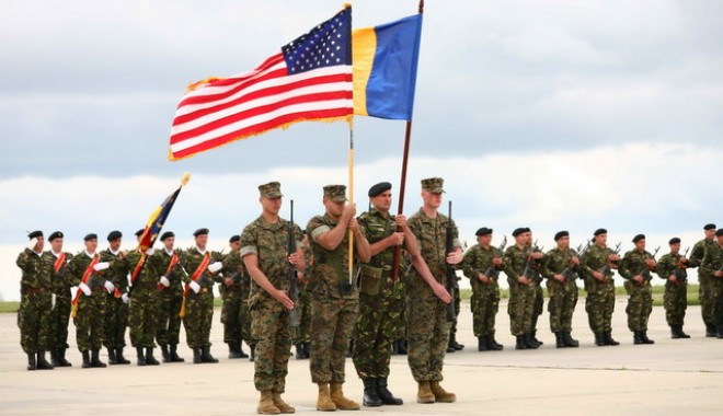 Militarii americani se antrenează cu cei români - blacksea-1415966835.jpg