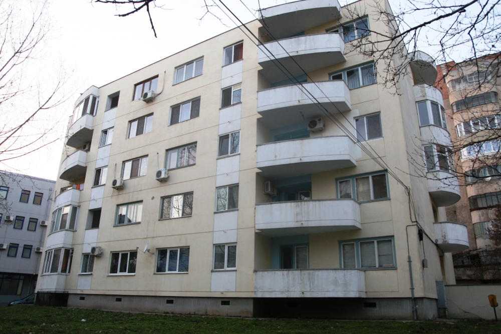 2012, cel mai stabil an de criză în privința prețului de vânzare al apartamentelor - bloc-1358243676.jpg
