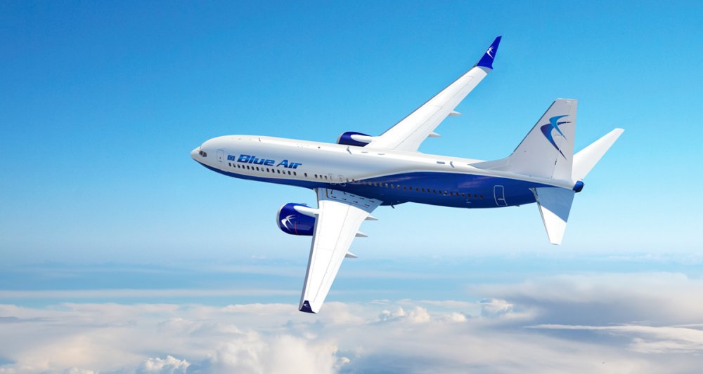 Statul român ar putea prelua o parte din compania aeriană Blue Air - blue-1595529362.jpg