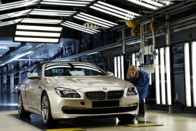 Probleme la BMW: Compania, nevoită să recheme în service 1,3 milioane de vehicule - bmw-1332783071.jpg