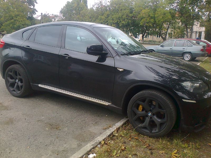 BMW furat din Elveția, descoperit la Constanța - bmxfurat1-1442158247.jpg