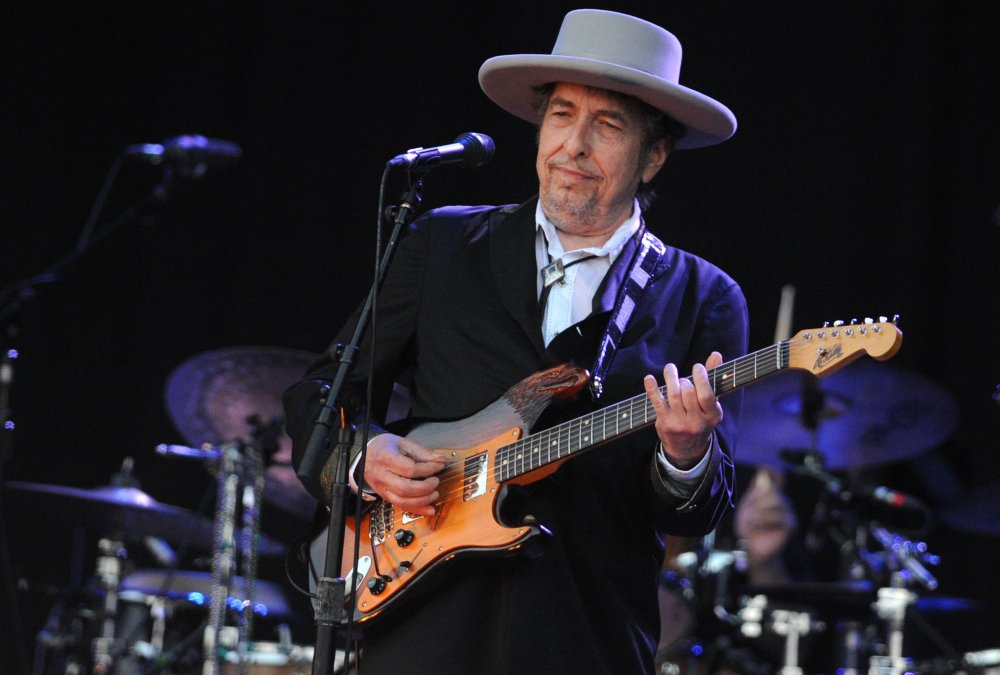 Cântărețul Bob Dylan este acuzat că a abuzat sexual o femeie în 1965 - bobdylan-1629221488.jpg
