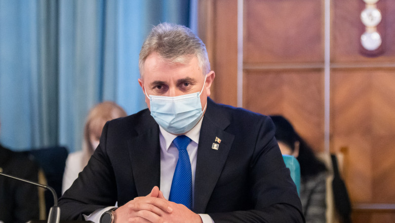 Ministrul Lucian Bode: ”Valul 5 va veni în România în maxim trei săptămâni” - bode-1640250444.jpg