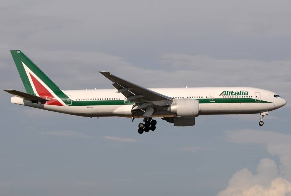 Grevă la Alitalia, azi. 142 de zboruri anulate - boeing777243eralitaliajp7623959-1467703089.jpg