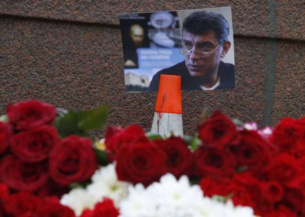 Ziar german: Boris Nemtsov ar fi fost ucis pentru că ... - borisnemtov11425293016-1427035421.jpg