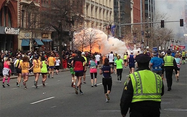 Boston comemorează un an de la atentatele comise în timpul maratonului - boston-1397551191.jpg