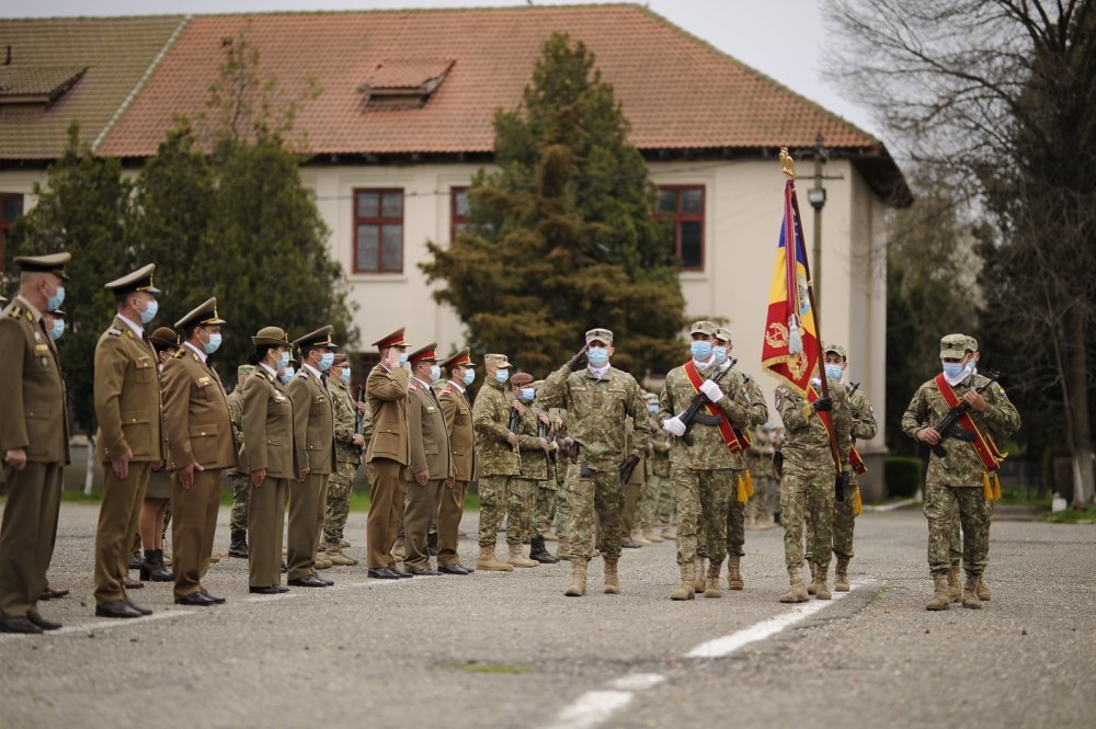 Avansări în grad la Brigada 9 „Mărășești”, de Ziua Forțelor Terestre - brigadaforteleterestre2-1619361153.jpg