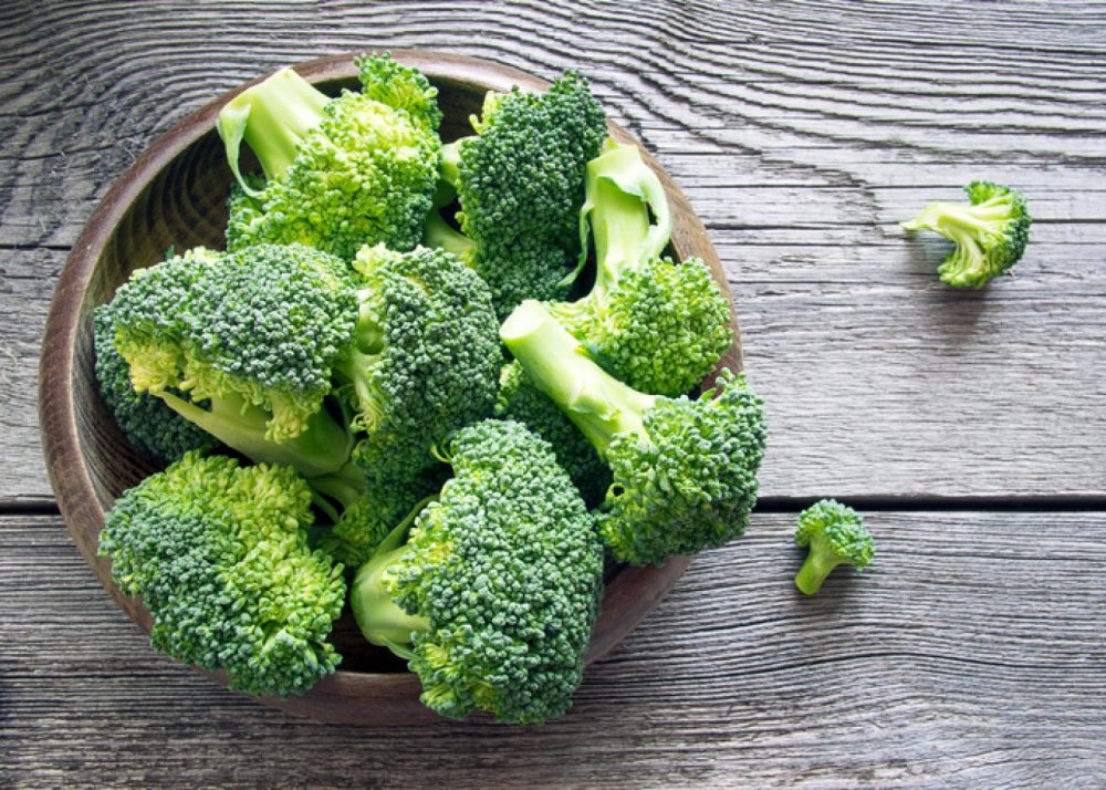 Broccoli inhibă dezvoltarea celulelor canceroase - broccoli-1631536675.jpg