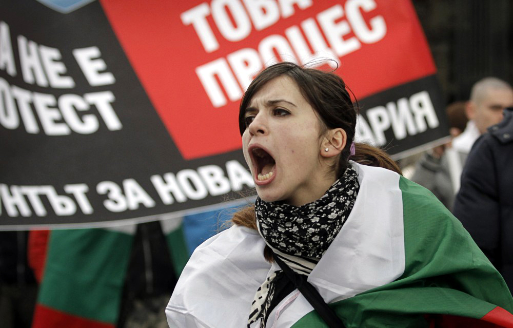 Proteste de amploare cu ocazia Zilei Naționale a Bulgariei - bulgaria-1362403674.jpg