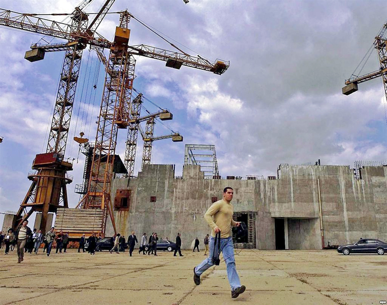 Bulgarii sunt chemați la vot. Vor decide soarta industriei nucleare - bulgariacentralanucleara-1359121376.jpg
