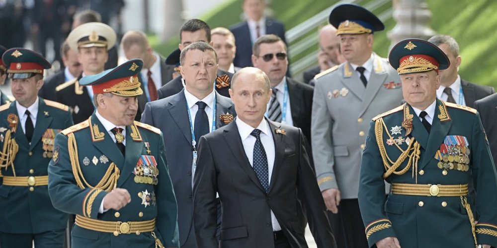 Căderi de capete în Rusia! Vladimir Putin a destituit 11 generali - caderi-1572966416.jpg