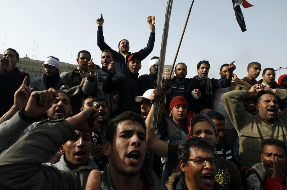 Ciocniri violente la Cairo. Cel puțin 100 de oameni au murit și alți 1000 au fost răniți - cairo-1374913395.jpg