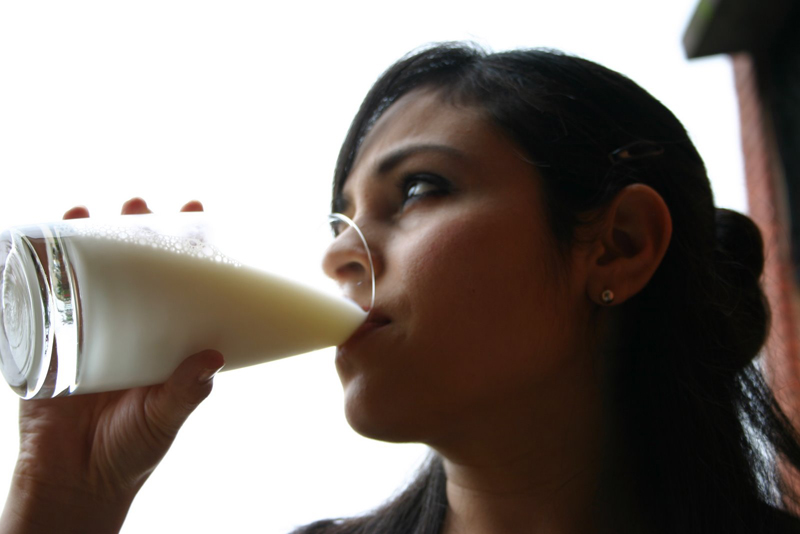 Laptele, aliment ideal pentru întreaga familie - campanieconsumlapte-1384538793.jpg