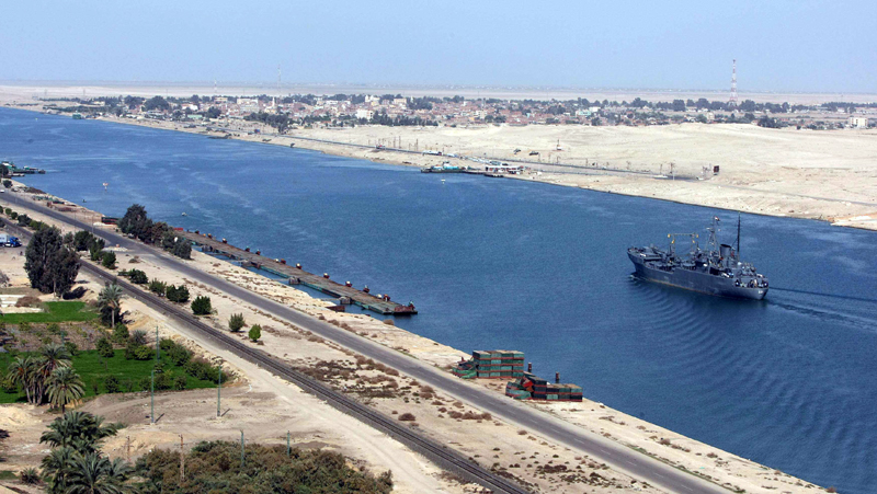 Canalul Suez - o afacere pentru investitorii și constructorii români - canalsuez-1389113848.jpg