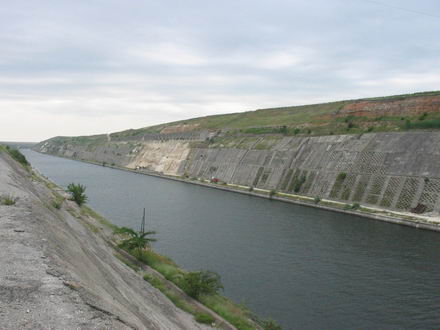 Persoană dispărută în Canalul Dunărea Marea Neagră, la Midia - canaluldunaremareaneagra2-1322494132.jpg