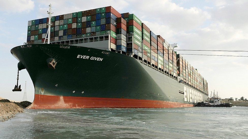 Canalul Suez a fost deblocat. Nava „Ever Given” a fost dezeșuată - canalulsuezafostdeblocat-1617000796.jpg
