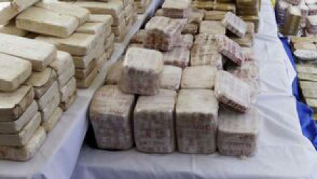 Record! 11 tone de droguri, capturate în sud-estul Iranului - capturaimpresionantadecocainainv-1355050935.jpg