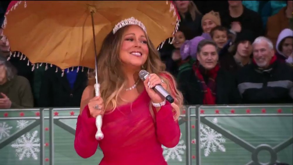 Mariah Carey a făcut playback la un concert de Ziua Recunoștinței: 