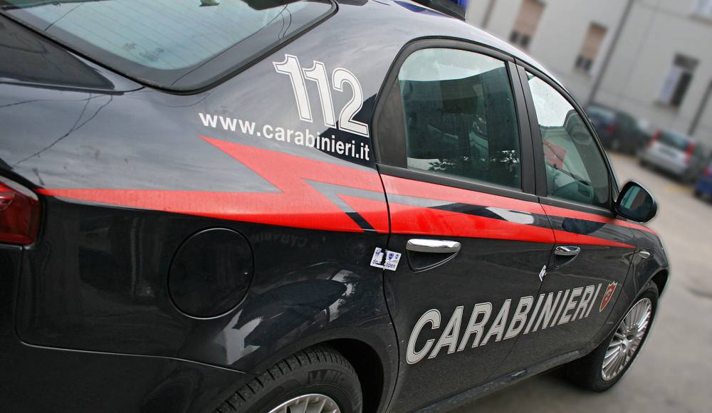 Româncă acuzată de pruncucidere în Italia - carabinieriauto1-1439917696.jpg