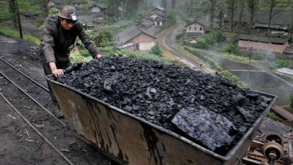 Cărbunele va fi scos din mixul energetic până în 2032 - carbunelevafiscosdinmixulenerget-1656855451.jpg