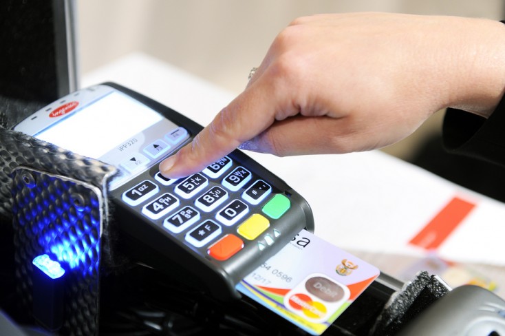 ANAF renunță să mai ceară informații privind plățile cu cardul în magazine - card-1469720968.jpg