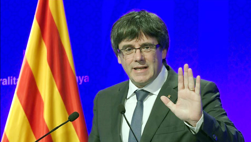 Carles Puigdemont, termen de cinci zile să clarifice dacă declară independența Cataloniei - carles-1507809603.jpg