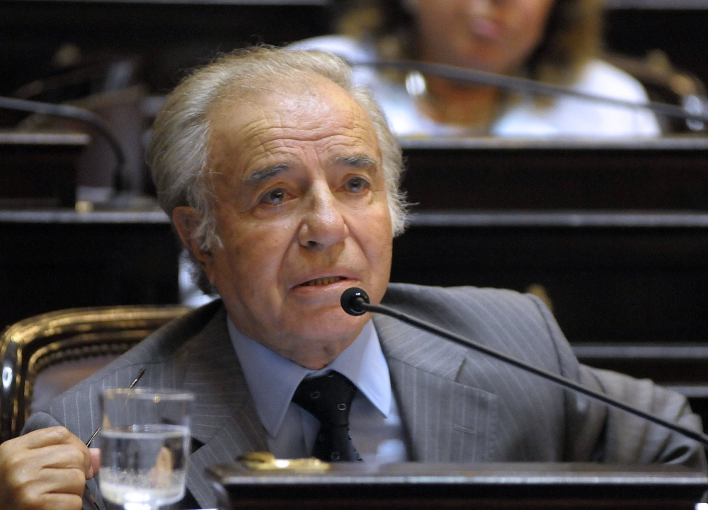 Argentina: Opt ani închisoare împotriva fostului președinte Menem pentru trafic de arme - carlosmenem-1370074314.jpg